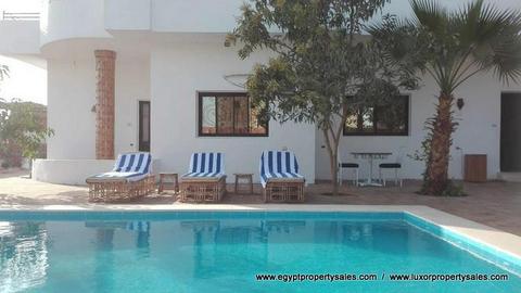 Modern 2-Apartment Villa for Sale or Rent in Luxor | Garden, Pool & Nile Views – Ramla West Bank