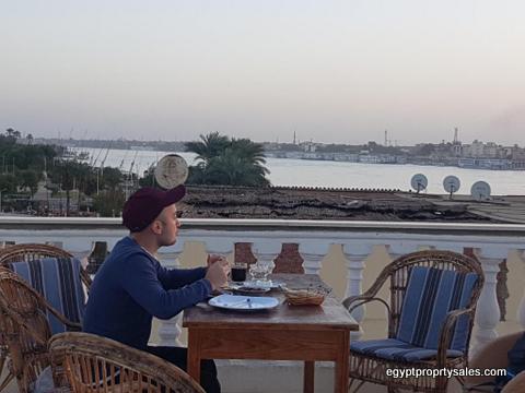 Serene 1-Bedroom Apartment with Nile Views & Rooftop Access in Ramla, Luxor